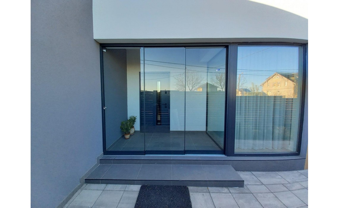 Importanța sticlei în tâmplăria PVC: rolul esențial al geamului termopan